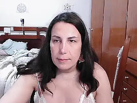 LauraVicttoria361215 online show from December 14, 2024, 12:00 am