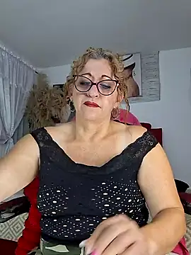 evelin hott online show from November 28, 2024, 11:46 pm