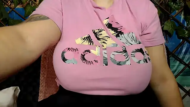 Bigboobs6930 online show from November 12, 2024, 8:11 pm