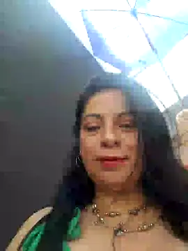 Violeta-Saenz online show from November 13, 2024, 4:36 pm