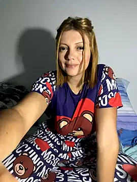 MirandaRoxx online show from November 16, 2024, 4:22 am