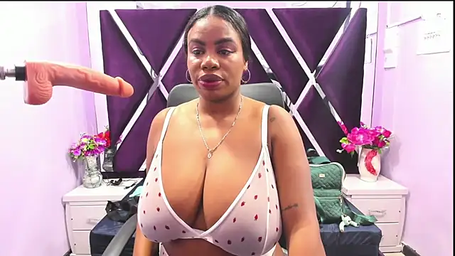 sammanta boobs online show from November 13, 2024, 1:31 pm