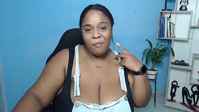 bbw charlote online show from December 17, 2024, 12:01 pm