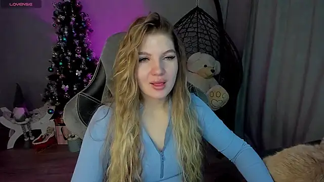 lily williamss online show from December 14, 2024, 12:11 am