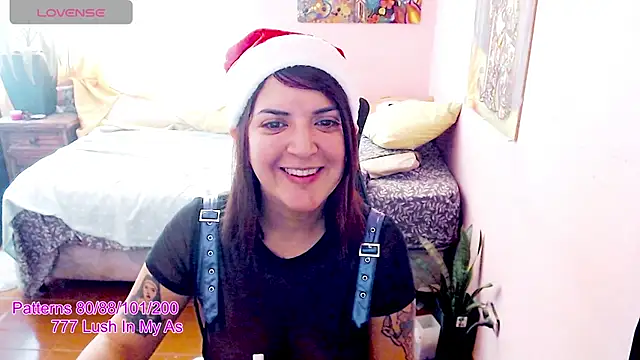 raquellov1 online show from December 8, 2024, 2:49 pm