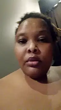 fatafricanqueen online show from November 25, 2024, 7:22 pm