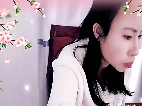 xiaoxuer online show from January 2, 2025, 4:54 am