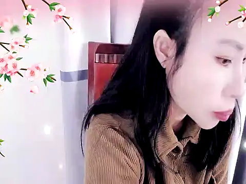 xiaoxuer online show from December 18, 2024, 4:27 am