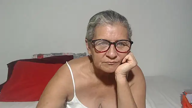 candy mature  online show from November 28, 2024, 10:42 pm