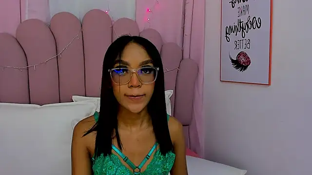 Kaylee D  online show from November 14, 2024, 3:29 am