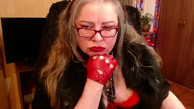 Miss Tress online show from December 31, 2024, 11:38 pm