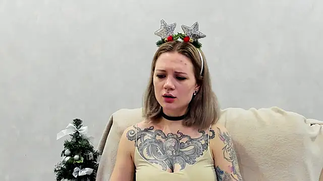 missVivianBloom online show from December 28, 2024, 5:33 pm