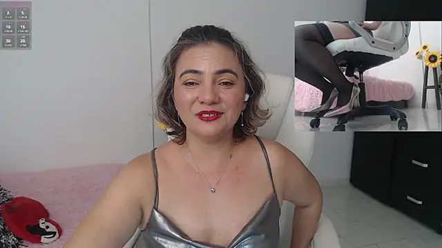 ana milf online show from December 1, 2024, 1:58 am