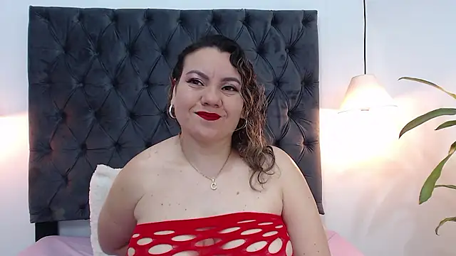 kerly-mature online show from November 19, 2024, 12:03 pm