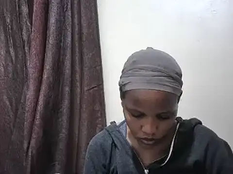 afrikaqueen online show from December 5, 2024, 1:46 pm