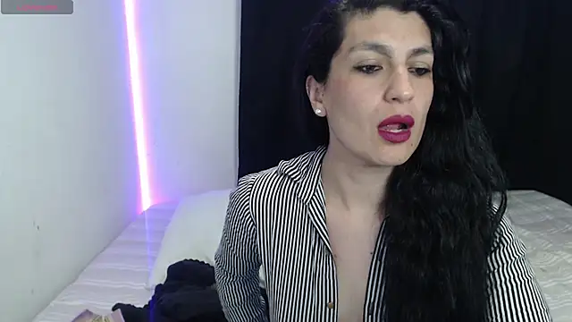 cristina connor online show from January 15, 2025, 4:34 am