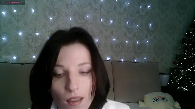 SweetKaty1990 online show from December 28, 2024, 8:24 am