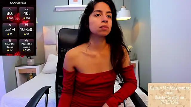 Miss alyssaa online show from December 3, 2024, 8:12 pm