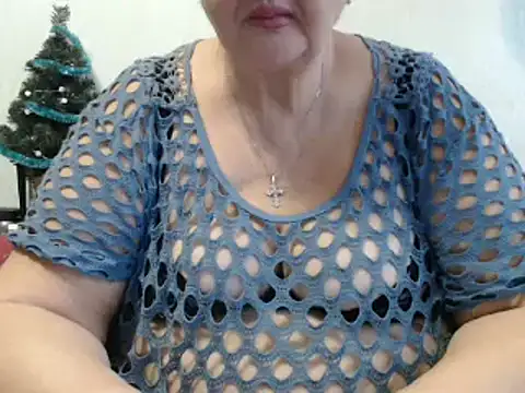 DeniseeRose online show from January 3, 2025, 12:13 pm