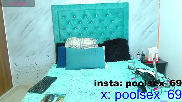 Poolsex 69 online show from December 13, 2024, 12:35 pm