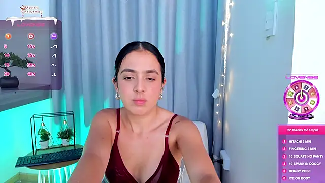 Lucyortiz  online show from December 23, 2024, 7:22 pm