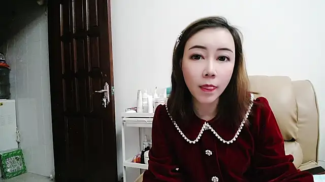 xiaoyu-sweet online show from December 2, 2024, 4:25 am