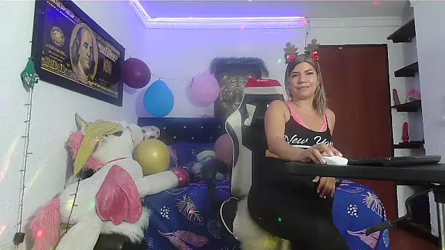 sexy bunny hot online show from December 9, 2024, 7:58 pm