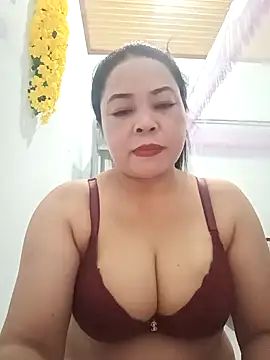 Sexy-bigtits2024 online show from December 20, 2024, 1:26 pm