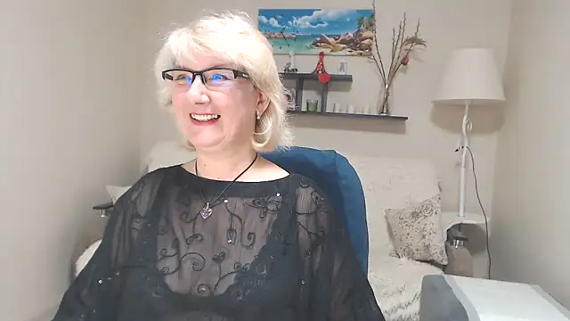 FleurMays online show from January 18, 2025, 6:26 am