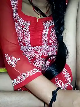 Cute Suhani online show from December 5, 2024, 5:11 pm