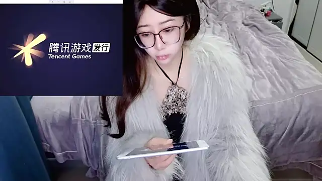 Angelababy001 online show from January 15, 2025, 7:52 pm