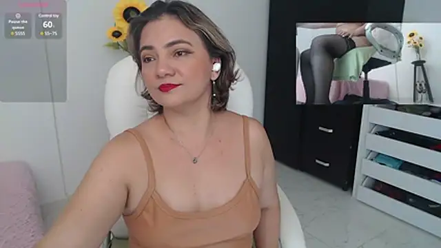 Ghada milf online show from November 11, 2024, 2:12 pm