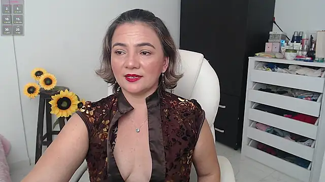 Ghada milf online show from December 3, 2024, 11:03 pm