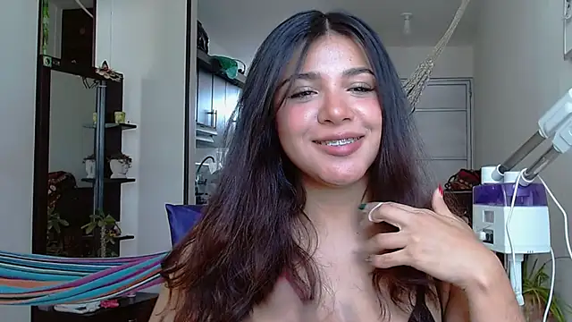 MissBrunita online show from January 15, 2025, 4:06 pm