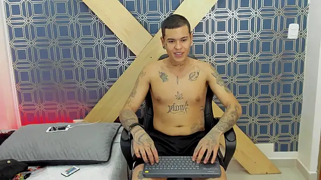 jamesinked  online show from January 10, 2025, 4:59 pm