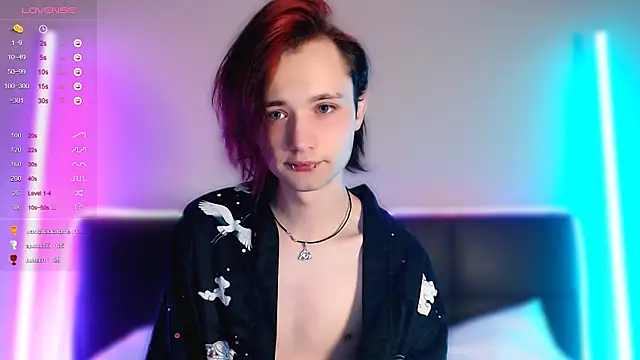 twink elliot  online show from December 25, 2024, 3:49 am