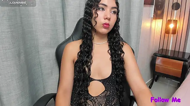 joselyn sexy  online show from December 18, 2024, 11:43 am