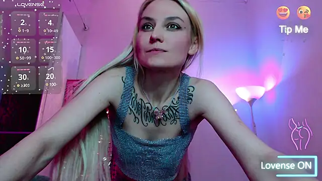 mischellemeow13 online show from December 7, 2024, 6:14 pm