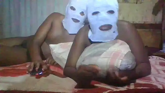 African Masked Couple online show from December 4, 2024, 8:33 pm