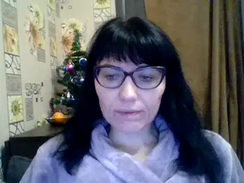 CharmingCat321 online show from December 21, 2024, 2:01 am