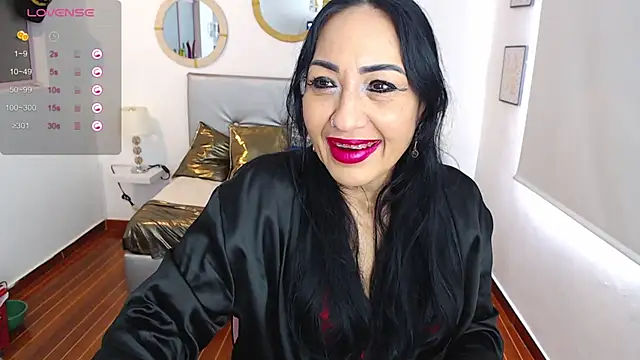 DIOSA DIVINA  online show from November 10, 2024, 3:47 pm