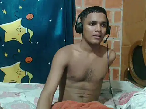 Steven latin horny online show from December 20, 2024, 8:47 pm