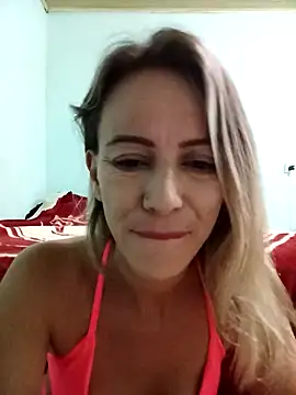 raissa tavares online show from January 9, 2025, 2:41 am