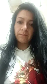 sara olmos online show from January 1, 2025, 1:50 am