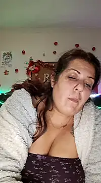 kittymorenita26 online show from December 27, 2024, 11:11 pm