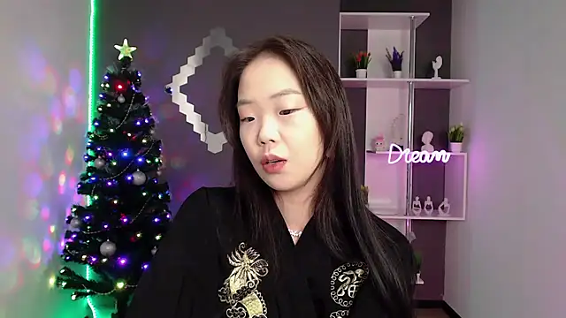 DreamyFairy online show from December 18, 2024, 12:07 am