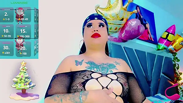 nauthyvalentina online show from December 22, 2024, 7:36 pm