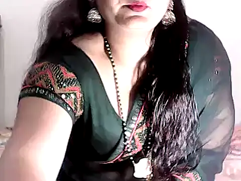 BABITA DARLING online show from December 25, 2024, 2:53 pm