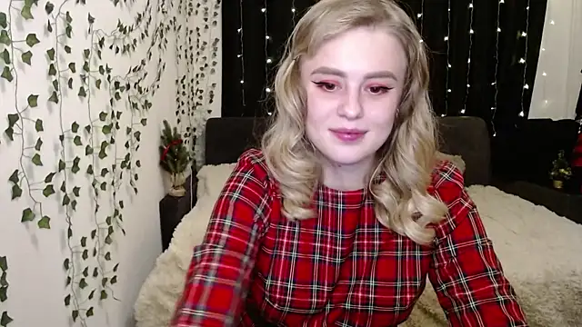 Sofia Rosemary online show from December 31, 2024, 12:56 pm