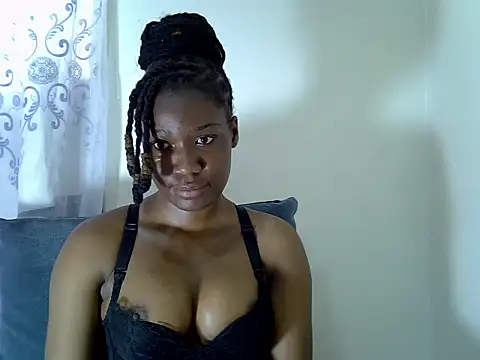 juicyebonita online show from January 2, 2025, 5:49 am